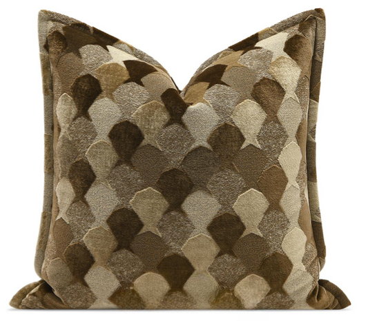 Richmond Court Cushion